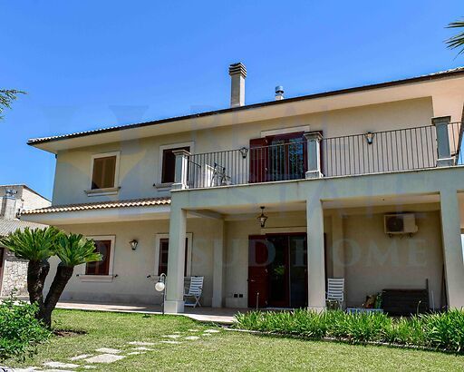 Villa Phoenix