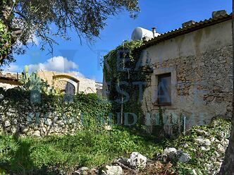 Casa Rupestre